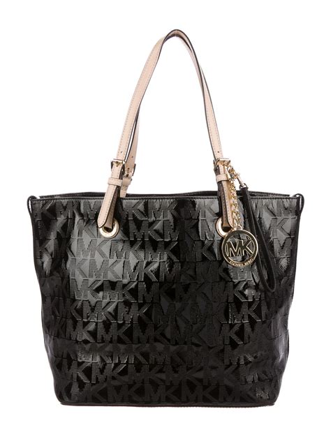 michael kors patent logo tote|Voyager Small Embossed Patent Leather and Logo Tote Bag.